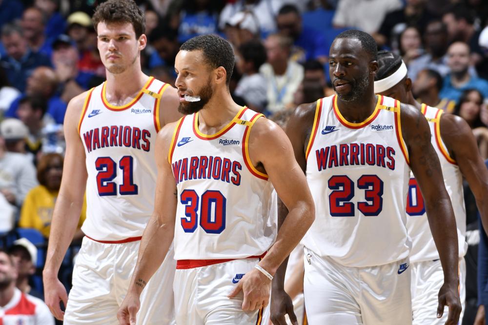 他在球场上 他在球场上