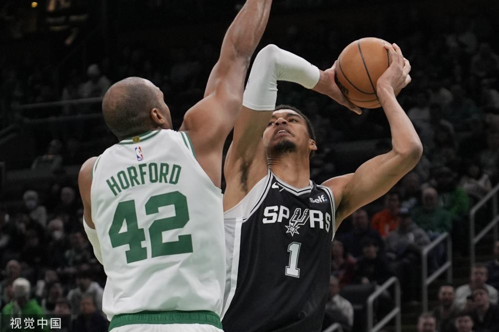 也是世界足 也是世界足